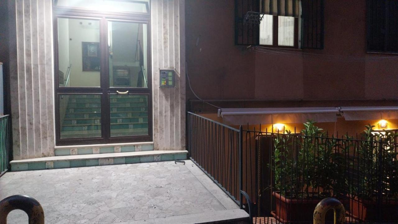 Alery Nápoles Exterior foto